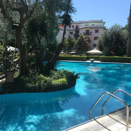 Short-lets D33, Part Of The House Is Available For Short-term In Center Apartamento *