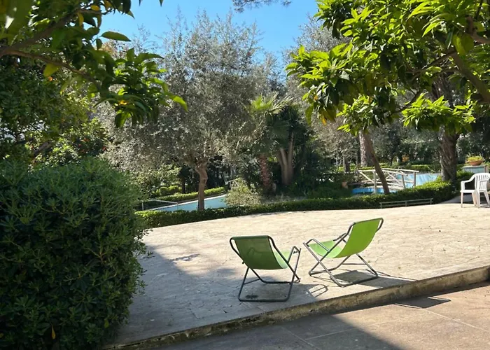 Short-lets D33, Part Of The House Is Available For Short-term In Center *