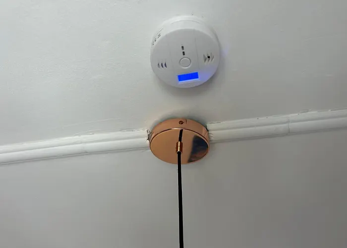 Short-lets D33, Part Of The House Is Available For Short-term In Center Apartment Sorrento