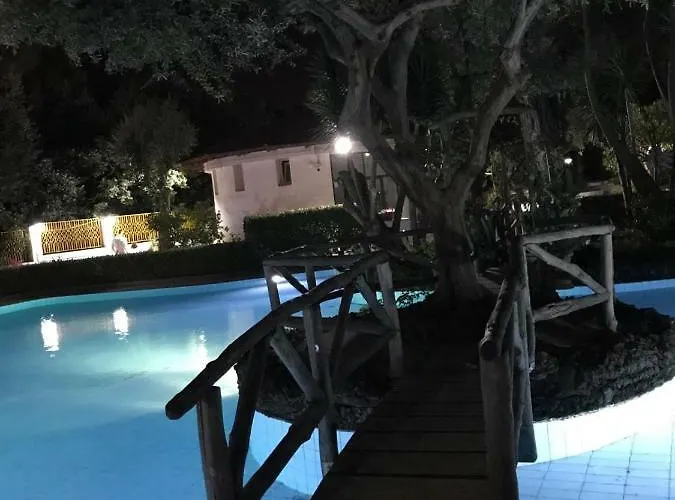 Short-lets D33, Part Of The House Is Available For Short-term In Center Apartment Sorrento