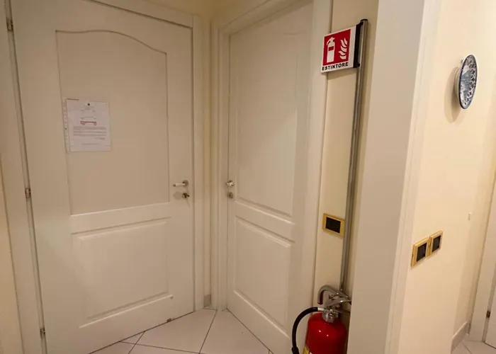 Short-lets D33, Part Of The House Is Available For Short-term In Center